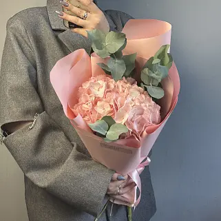 Букет розовой гортензии