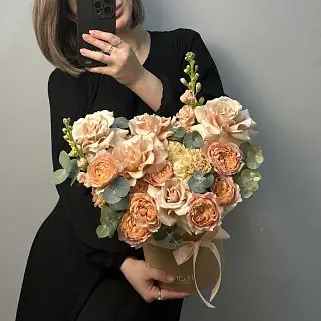 Букет в шляпной коробке Поздний завтрак L