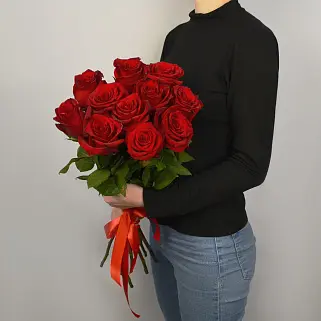 Букет из 11 красных роз 60см