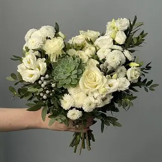 Свадебный букет невесты с суккулентом