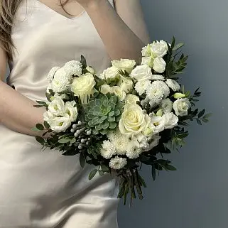 Свадебный букет невесты с суккулентом