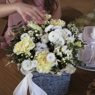 Цветочная композиция Истер