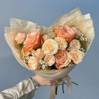 Дуо-букет роз Kahala и кустовых роз Trendsetter S