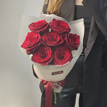 Букет из 7 роз Explorer