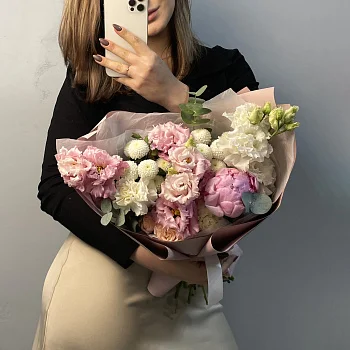 Сборный букет с пионом Ванильный сироп S