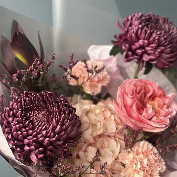 Сборный букет Ягодный раф S