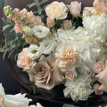 Сборный букет Птичье молоко