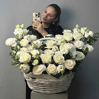 Цветочная корзина Вайт