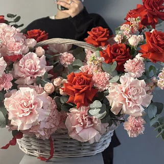 Цветочная корзина Мон амур