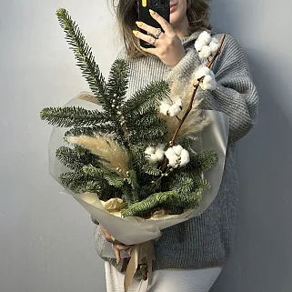 Бежевый зимний букет