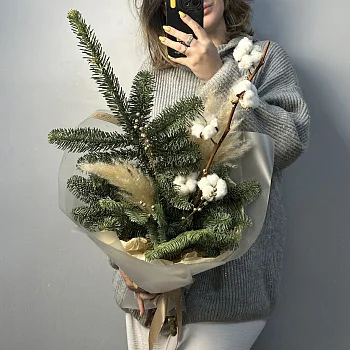 Бежевый зимний букет