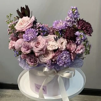 Букет в шляпной коробке Сиреневый туман