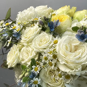 Свадебный букет невесты в полевом стиле