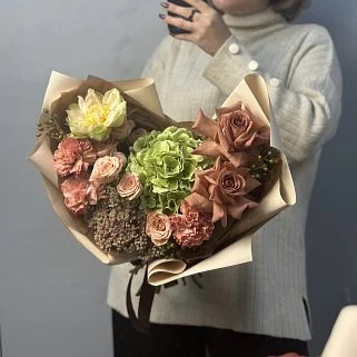 Сборный букет Сэптемпбер M