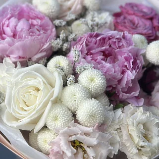 Сборный букет Малиновый чизкейк M