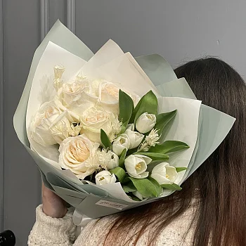 Сборный букет Белый дуэт S