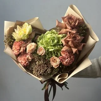 Сборный букет Сэптемпбер M