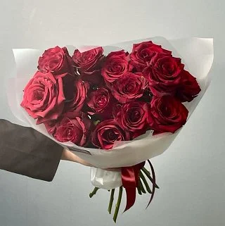 Букет из 15 роз Explorer