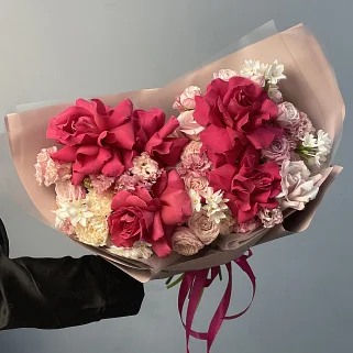 Сборный букет Ягодный десерт L