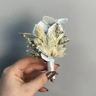 Бутоньерка