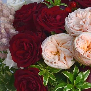 Свадебный букет невесты в оттенках бордо