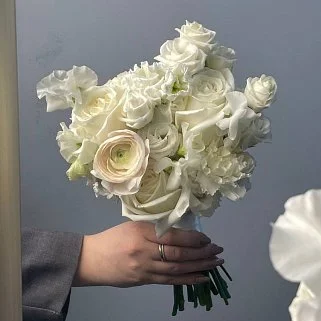 Свадебный букет невесты Брайт