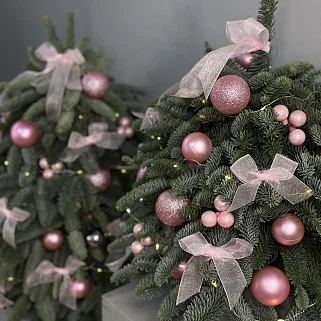 Ёлочка с розовым декором S