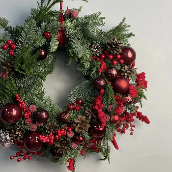 Алый венок М