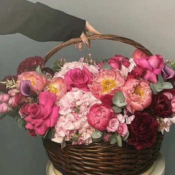 Цветочная корзина Блумин гарден