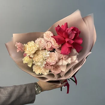 Сборный букет Ягодный десерт S