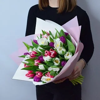 Букет из 51 пионовидного тюльпана микс