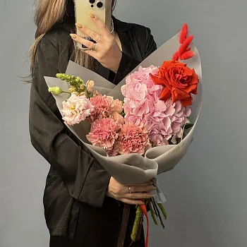 Сборный букет Пэшн S