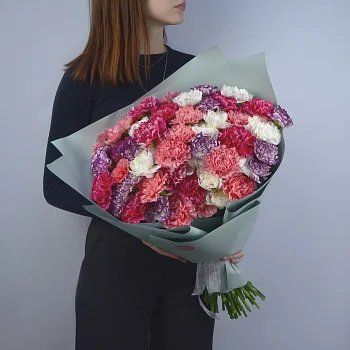 Букет из 51 диантуса