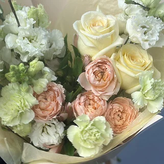 Сборный букет Апрель М