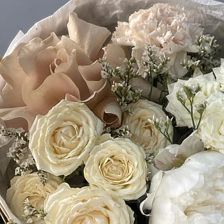 Сборный букет с пионом Моя дорогая S