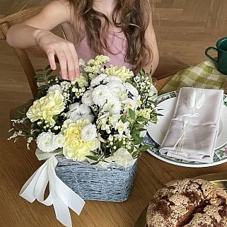 Цветочная композиция Истер