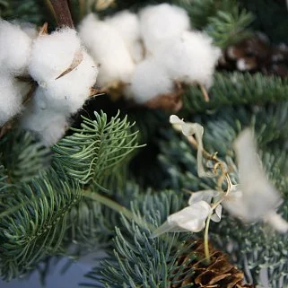 Натуральная зимняя композиция S