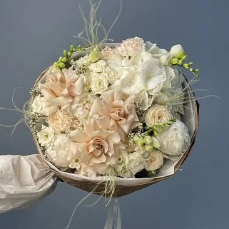 Сборный букет с пионом Моя дорогая L