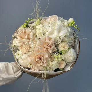 Сборный букет с пионом Моя дорогая L