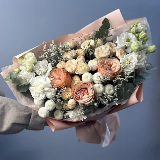 Сборный букет Пичи M