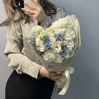 Дуо-букет эустомы и твидии S