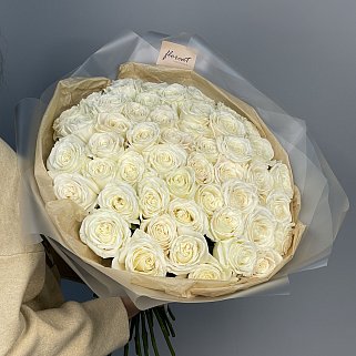 Букет из 51 белой розы Playa Blanca