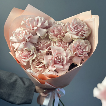 Букет из 11 французских роз Pink Mondial