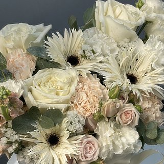 Букет в шляпной коробке Нежная осень