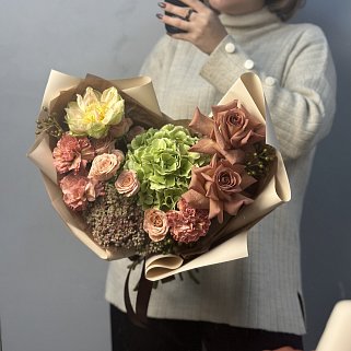 Сборный букет Сэптемпбер M