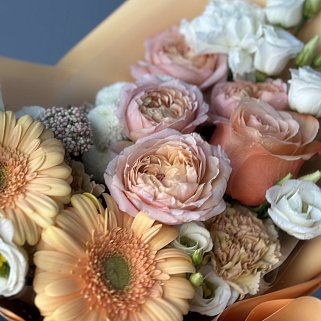 Сборный букет Радость M