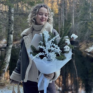 Белый зимний букет