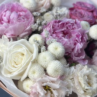 Сборный букет Малиновый чизкейк M