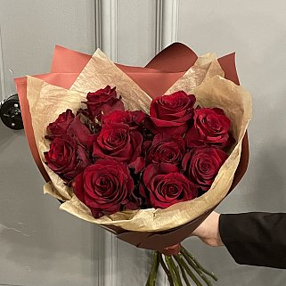 Букет из 11 красных роз 50см