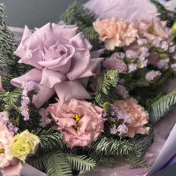 Лиловый зимний букет S